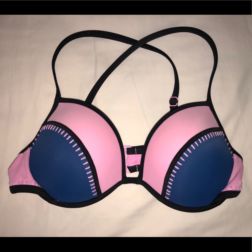 Victoria’s Secret Bikini Top 34D